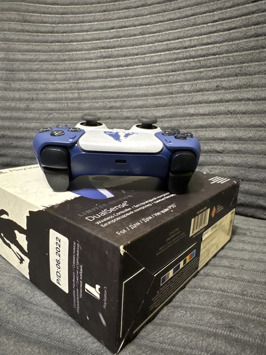 Dualsense (God of War)