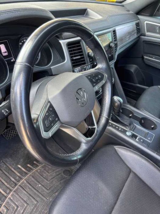 2020 Volkswagen Atlas Cross Sport SE