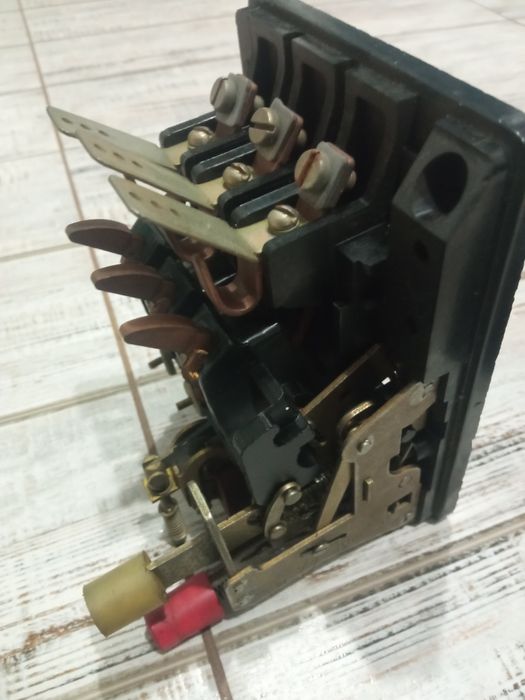 Автоматичний вимикач АП-50Б-3МТ 1,6А; 3,5In