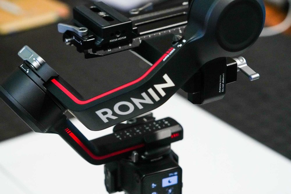 DJI Ronin RS 3 Combo – Novo + Caixa + Acessórios | novo sem uso