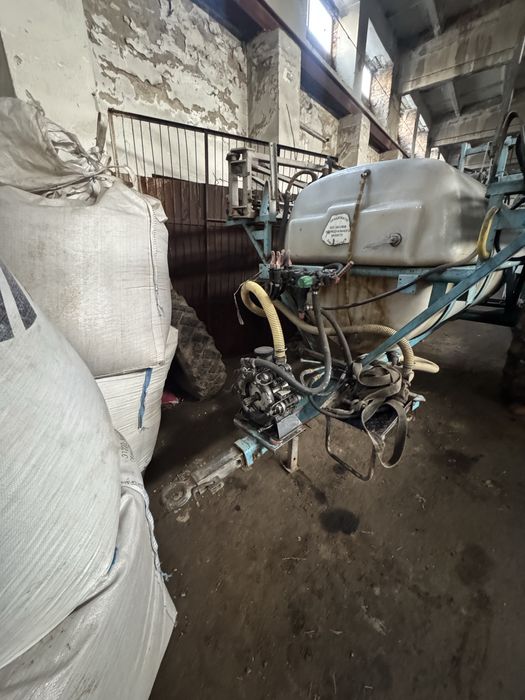 оприскувач 2000 л оп