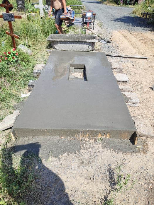 Земляные работы сливные ямы,траншеи,смотровые ямы бетонные работы ...