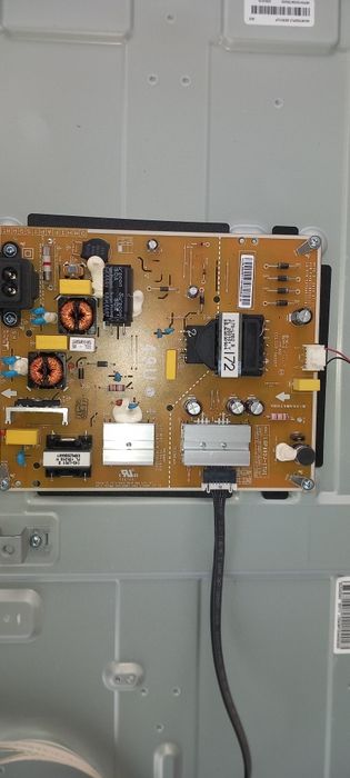 Продам запчастини на  телевизор телевизор LG 49UM7050PLF
