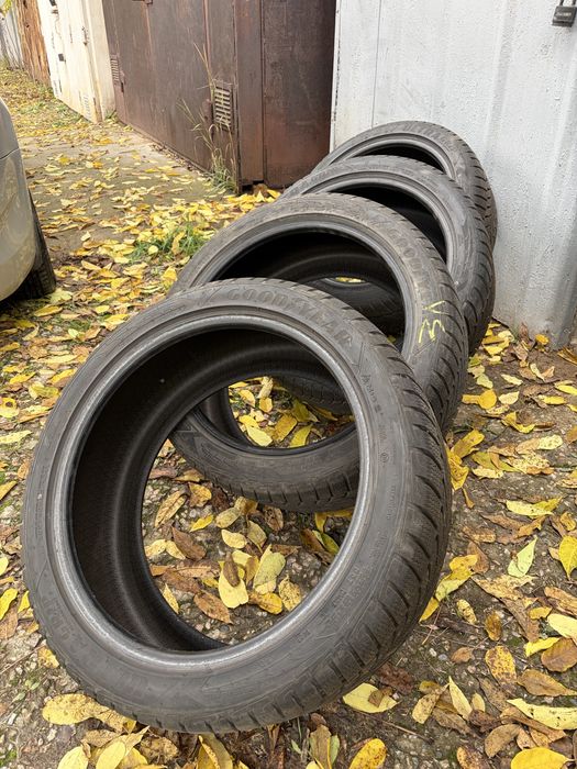 Goodyear UltraGrip Performance G1265/40 R20 104V XL FP