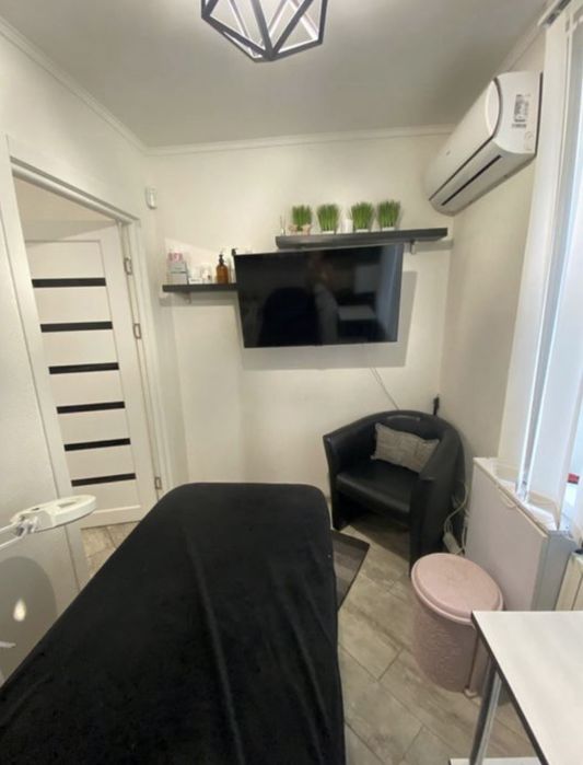 Аренда кабинета-350грн. Свет, вода и отопление есть всегда!!! Таирова