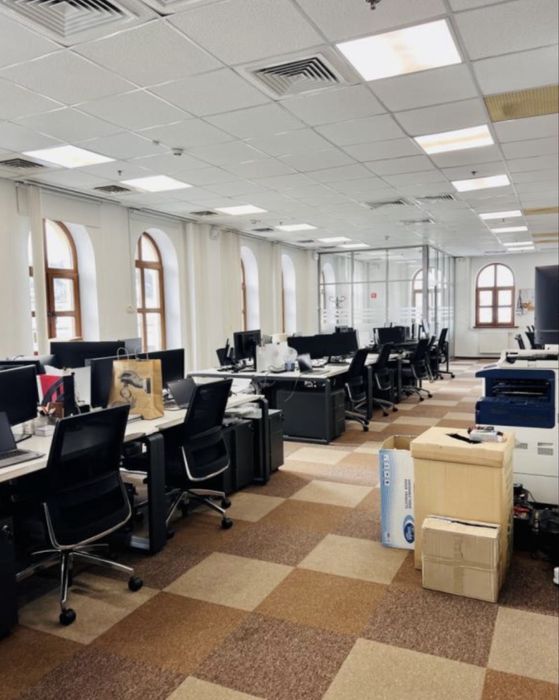 Без комісії! Оренда офісу. Поділ. Бізнес центр. Метро