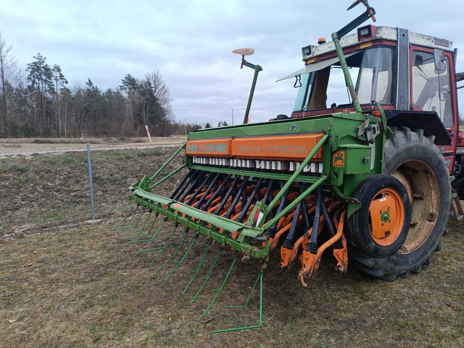 Siewnik zbożowy Amazone D8 specjal ścierzki drobny wysiew znaczniki zagarniacz leżący lemken kuhn horsch vaderstad D7