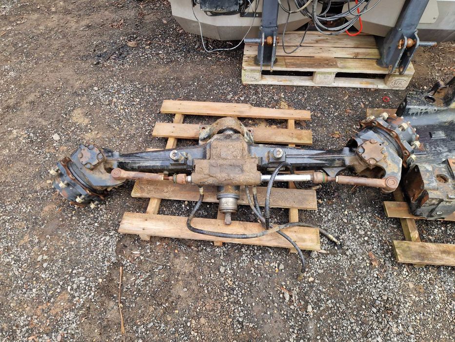 most przedni MF Massey Ferguson 4235 DANA AG75DXE