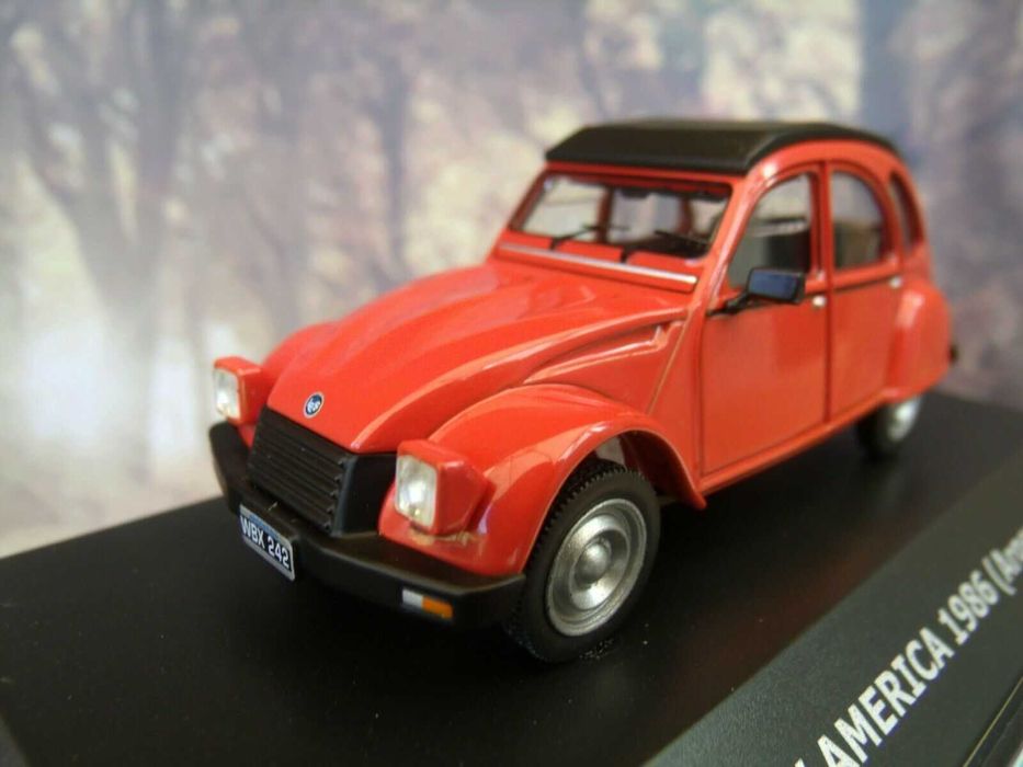 Ixo Diecast Club IES 3CV 1/43