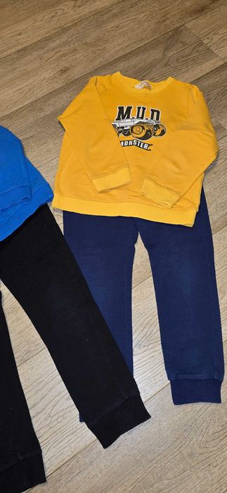 Набір костюмів для хлопчика 5-6 років фірма zironka