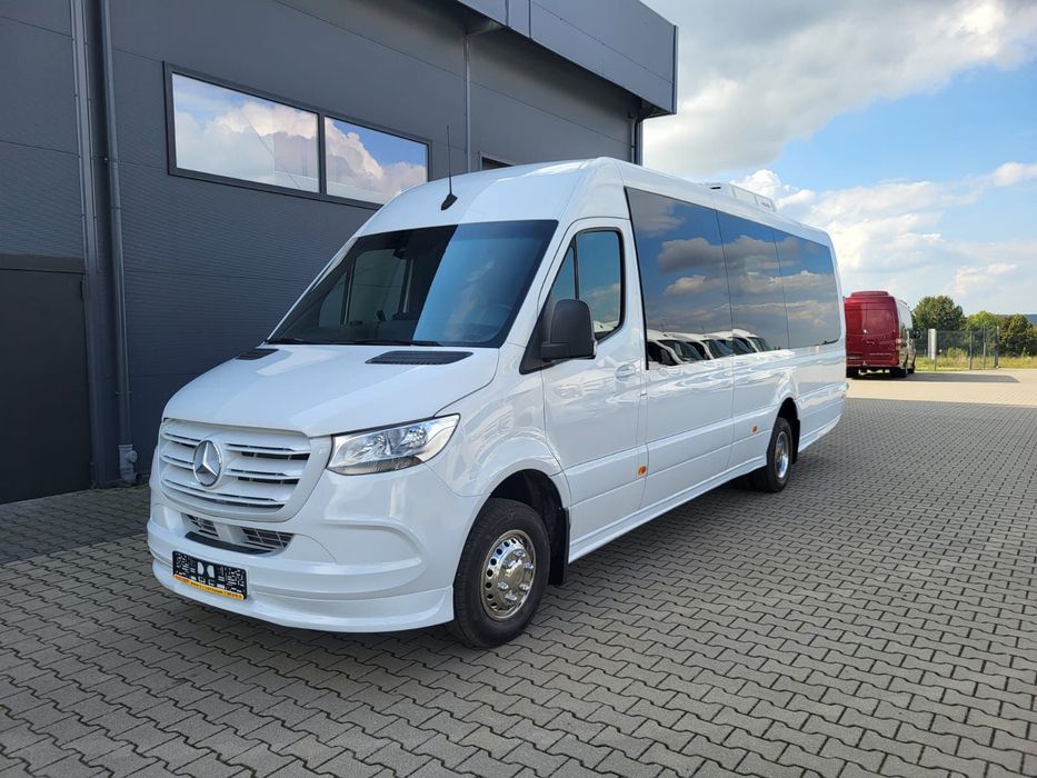 Mercedes-Benz Sprinter 517 CDI - NOWY! - 24 miejsca + 3  stojące