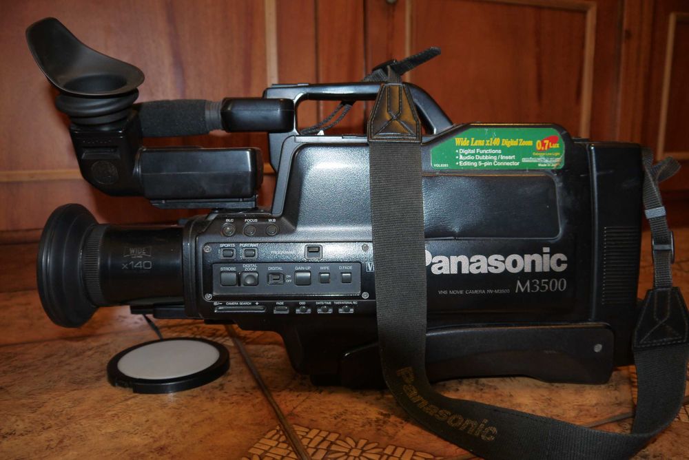 видеокамера ПАНАСОНИК  3500