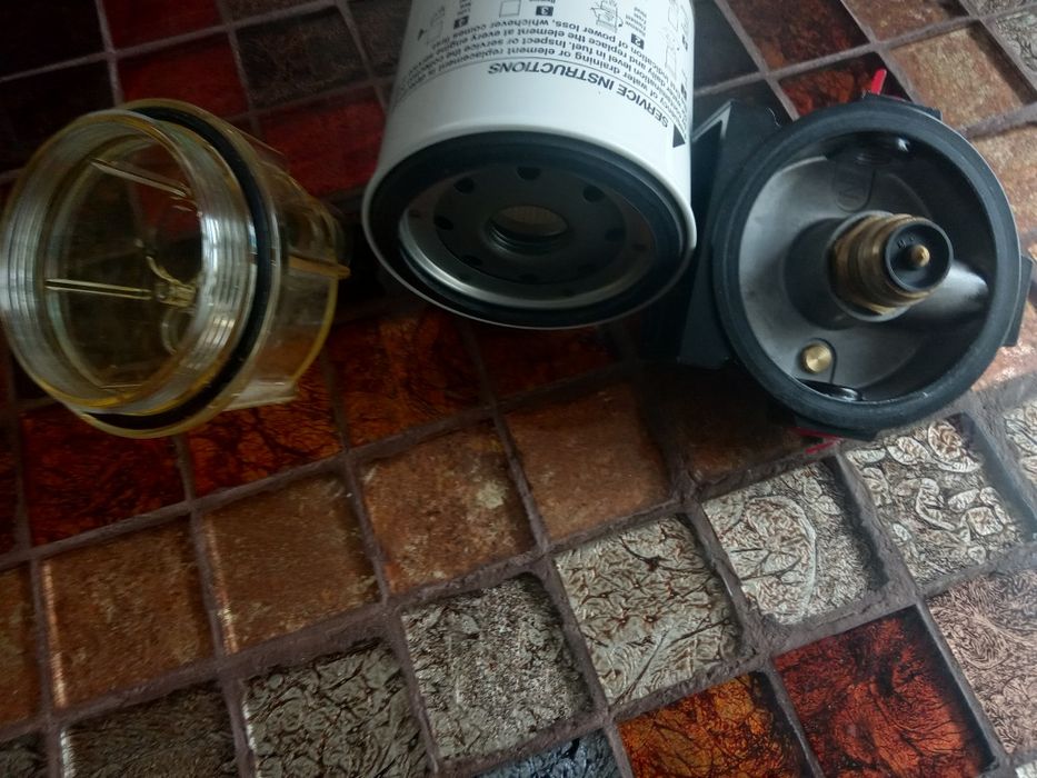 Фільтр паливний дизельний . Гідросепаратор.