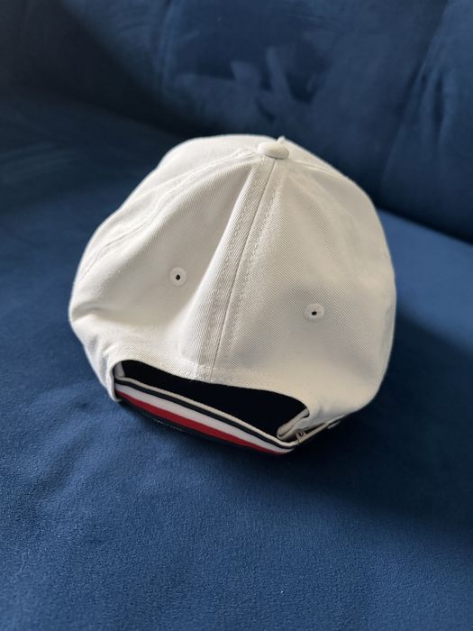Tommy Hilfiger nowa czapka z daszkiem biala uniwersalna