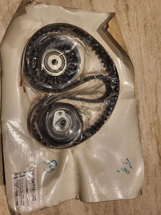 Rozrząd kpl. (pasek + rolki  NISSAN INTERSTAR, PRIMASTAR; OPEL MOVANO A, VIVARO A; RENAULT AVANTIME, ESPACE III, ESPACE IV, LAGUNA II, MASTER II, TRAFIC II 2.2D/2.5D/3.0D 12.97-