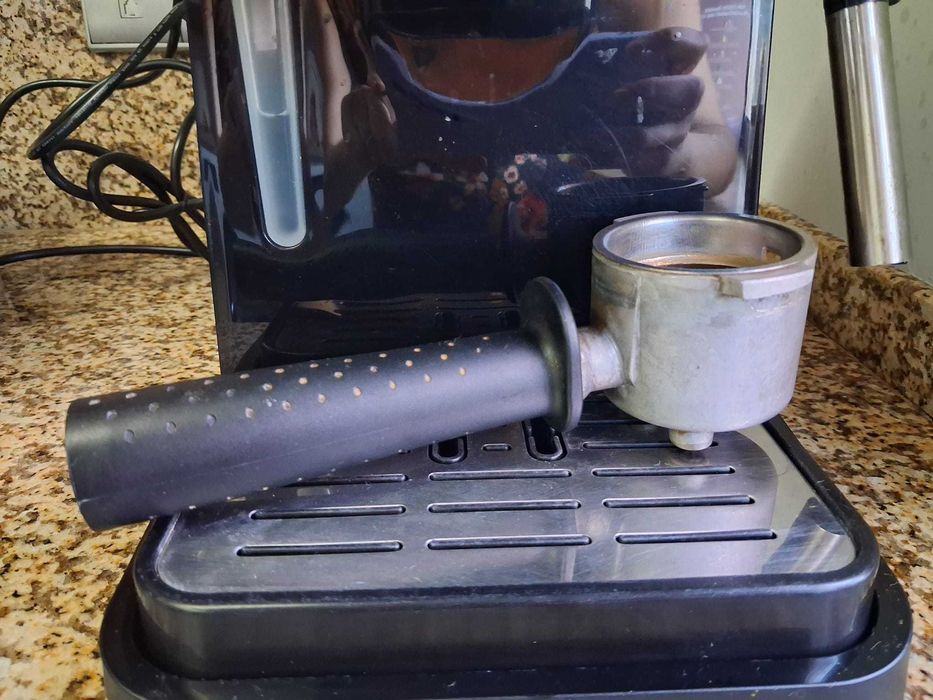 Máquina de Café Expresso De'Longhi – Excelente Estado