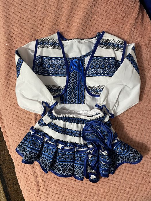 Комплект трійка,вишиванка + спідниця + жилетка 92-98р