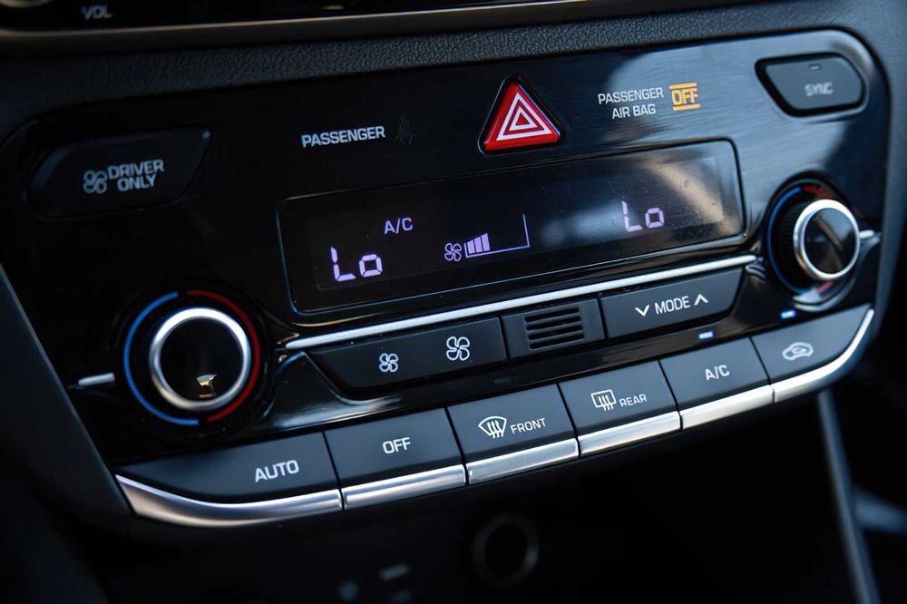 Hyundai Ioniq      2019