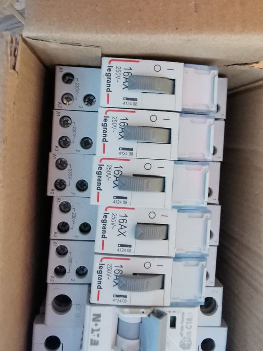 Przekaźnik bistabilny 1Z 16A 250V PB 401