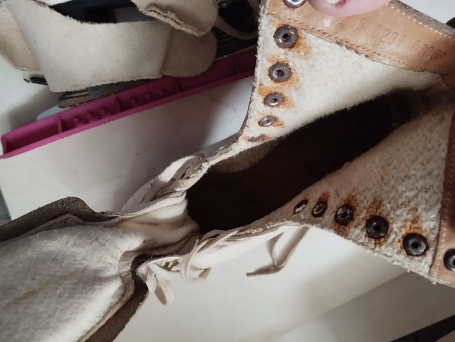 Коньки  Made by Botaz