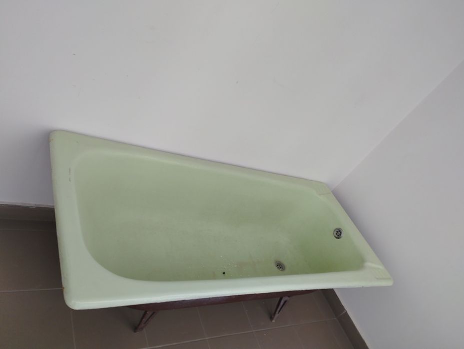 Ванна чавунна (колір світло салатовий)