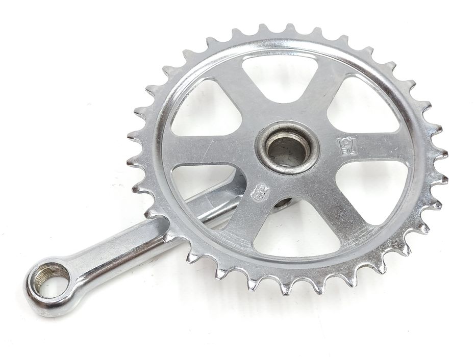 NOWA Korba 28 zębów Romet Universal Tyler PRL