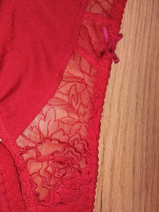 Majtki, stringi. Nowe