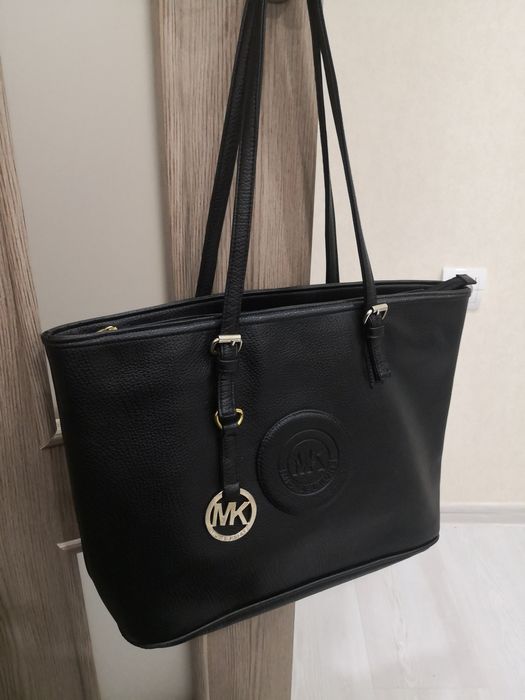 Жіноча сумка Michael Kors