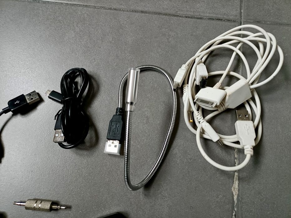 Cabos/Acessórios/adaptadores Multimedia