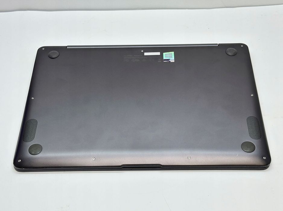 62/zadbany  ASUS UX430U I5-8250U / 8GB RAM /256 GB /14'' WIN 11