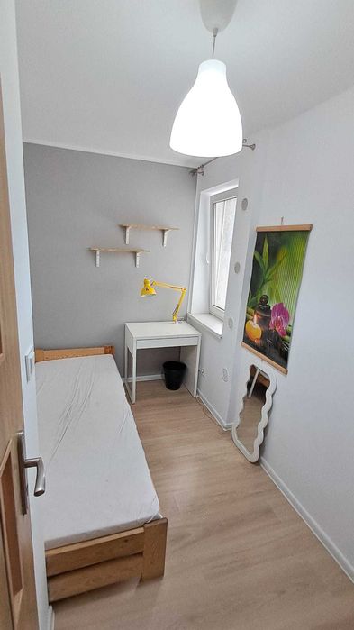 Pokój na wynajem dla studentki ASP / AWF / dziewczyny pracującej.