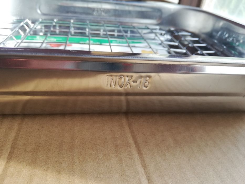 Assadeira E forma de pudim em metal   NOVAS l