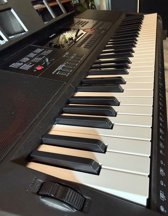 Keyboard Casio CT-X3000