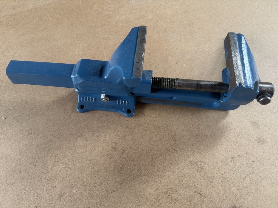 Kute stalowe Imadło Heuer Front Brockhaus