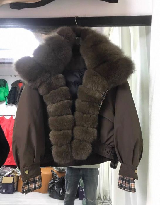 Пуховик з хутром