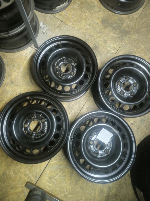 Nowe felgi stalowe Mercedes-Benz 6,5j x 15 cali et47 KBA 43929