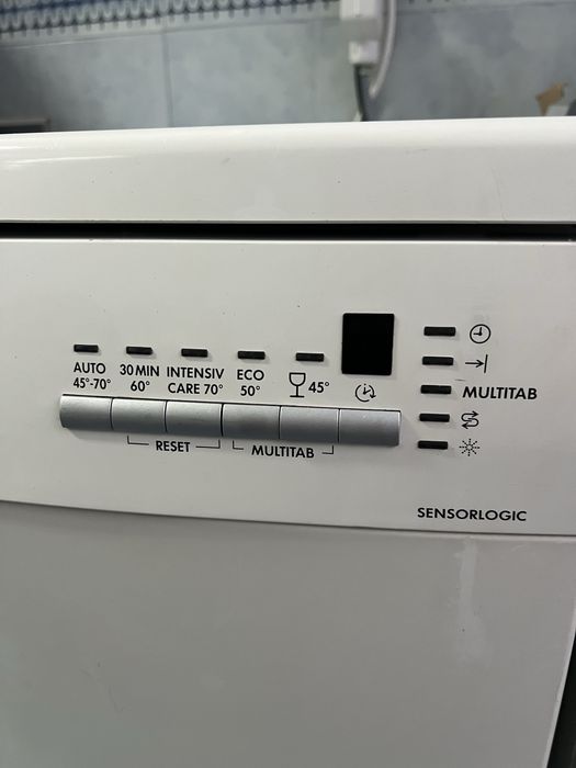 Maquina de lavar a loiça AEG