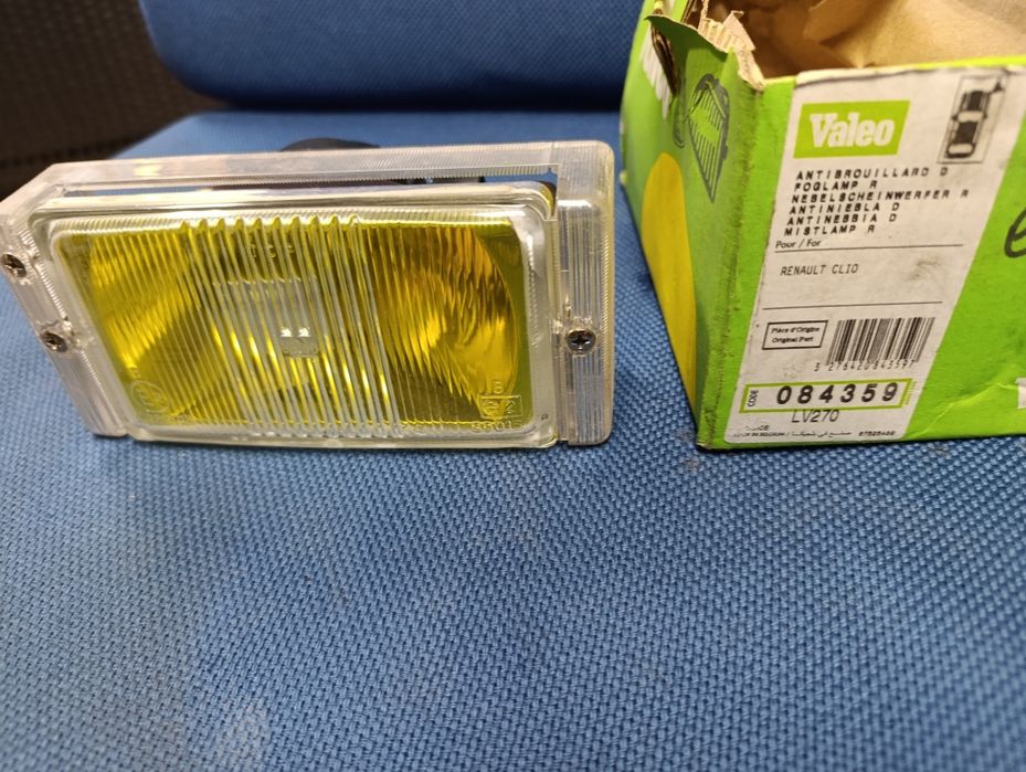 Farol de nevoeiro Renault clio mk1