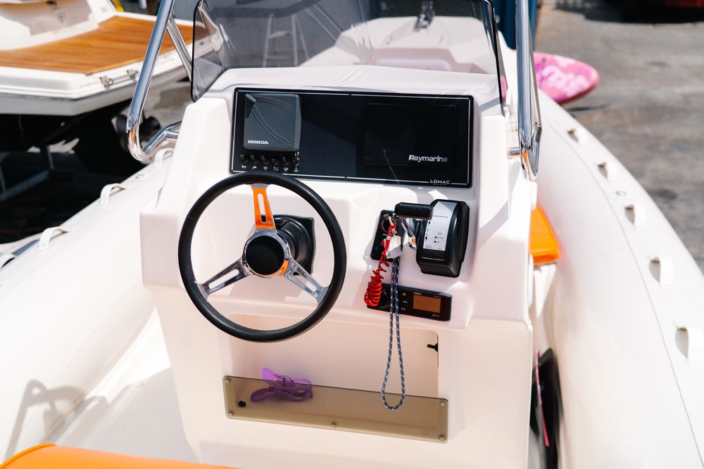 Lomac 710 – Como Novo Apenas 138h de Motor