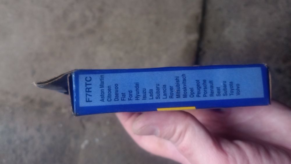 Свеча зажигания F7RTC