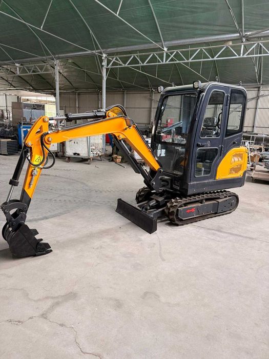 Giratoria 2000Kg Nova