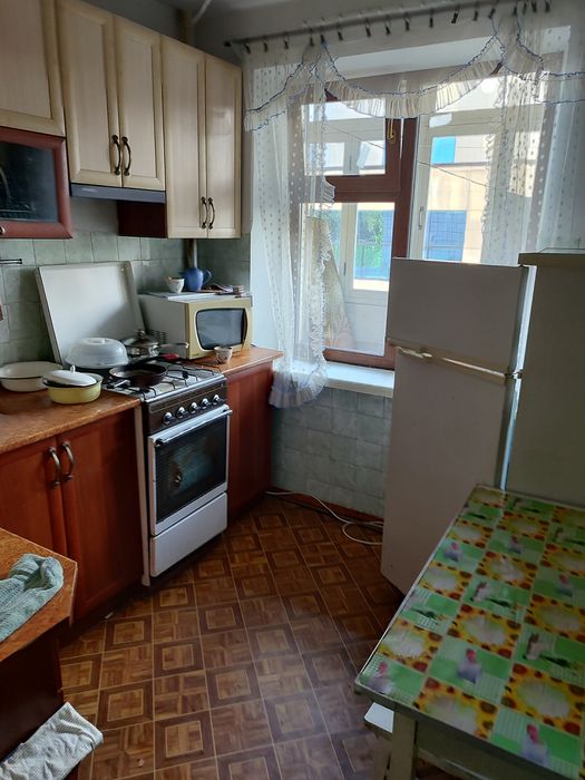 Здається 3к квартира середньо та довгостроково ЦУМ, Соборна , Рівне