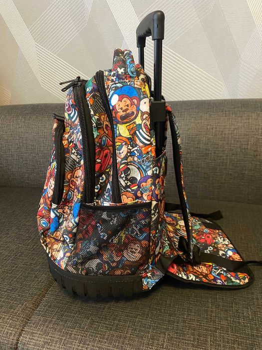 Шкільний рюкзак (з колесами) BlackFit8 "Веселі мавпочки"