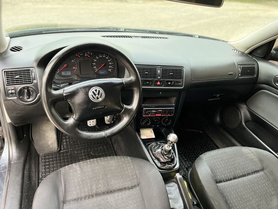 Продам VW Golf 4