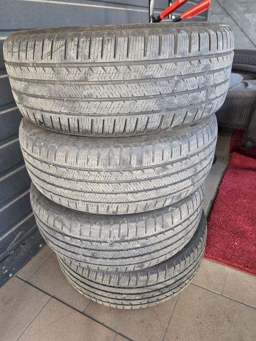 Opony wielosezonowe vredstein 225/55/18
