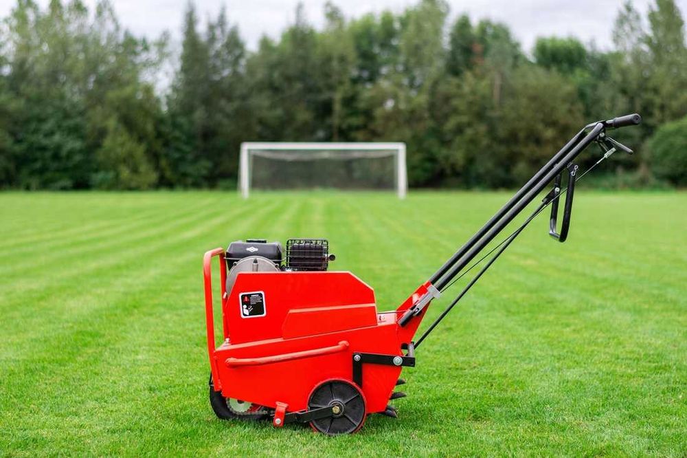 Aerator rurkowy do trawy wynajem napowietrzanie  SPALINOWY 45cmWEIBANG