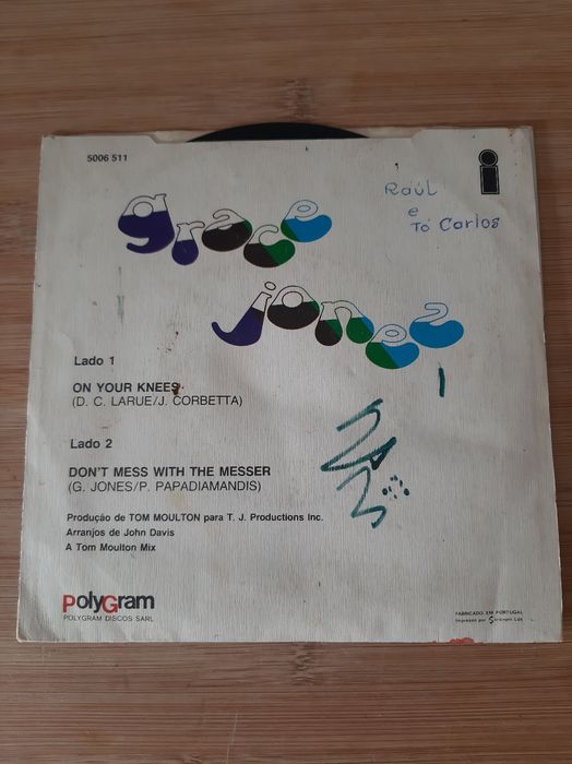 Disco vinil Grace Jones " on your nees"