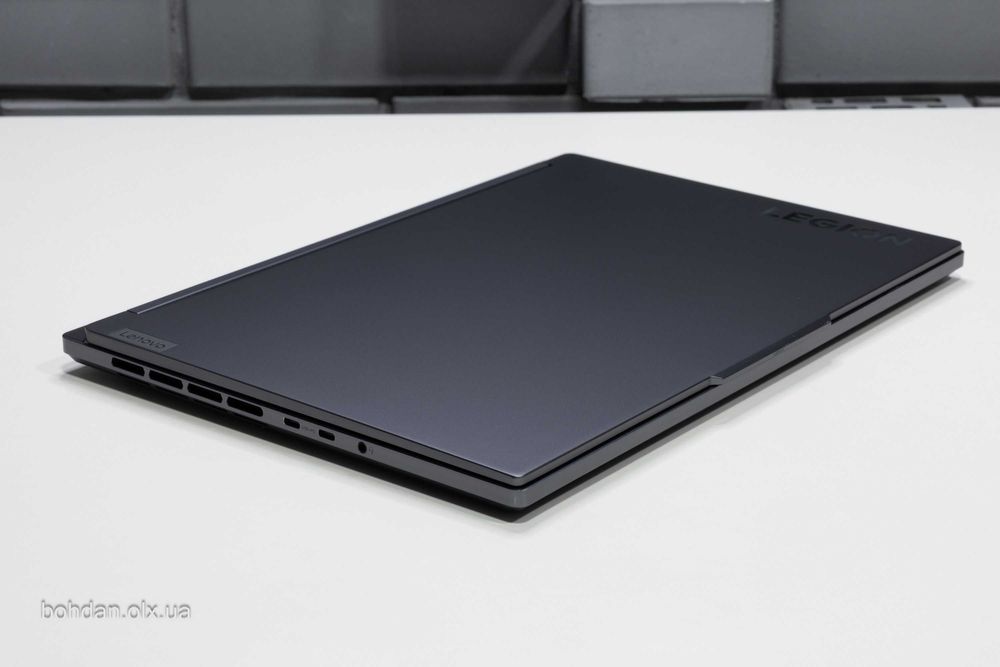 Lenovo Legion Slim 7 16APH8 7840HS 3.2K-165Hz RTX 4060 16GB 1TB W11H
