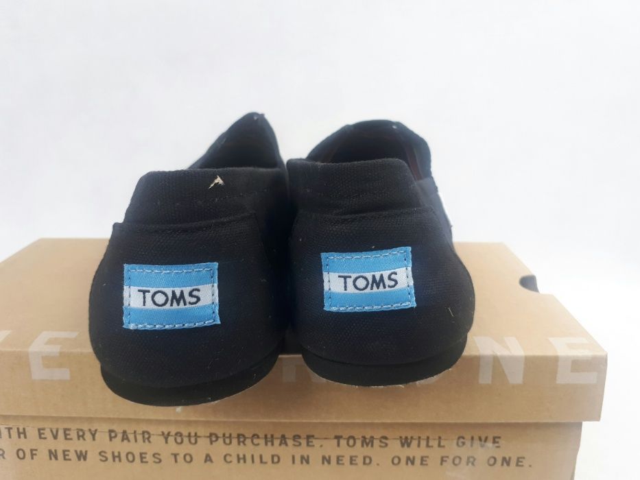 NOWE espadryle meskie TOMS MEN eu42 black on black canvas - półbuty