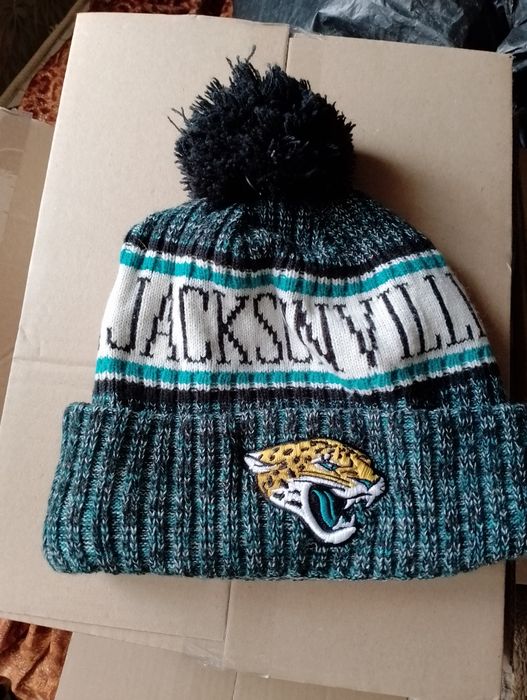 Шапка осень весна белоикомуфляжная с ягуаром теплая. Штаны летние и зи